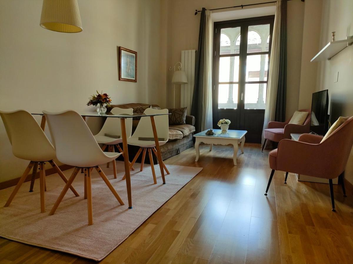 Apartamento Nueva Del Santisimo กรานาดา ภายนอก รูปภาพ